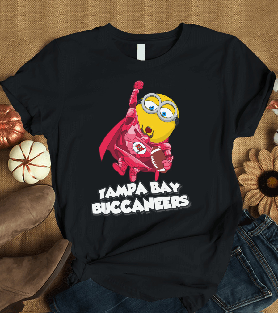 Tampa Bay Buccaneers Minion Football Crossover T-Shirt