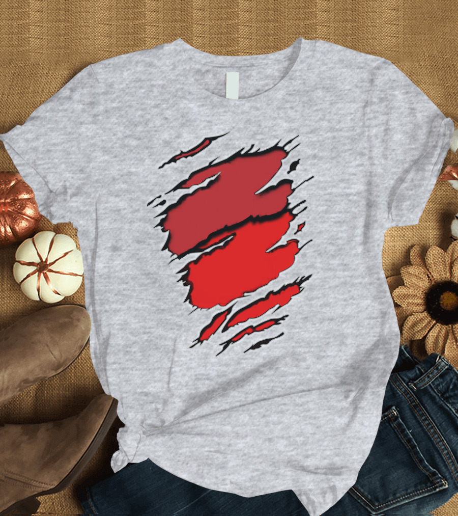 Chie-Car Red Ripped Claw Marks T-Shirt