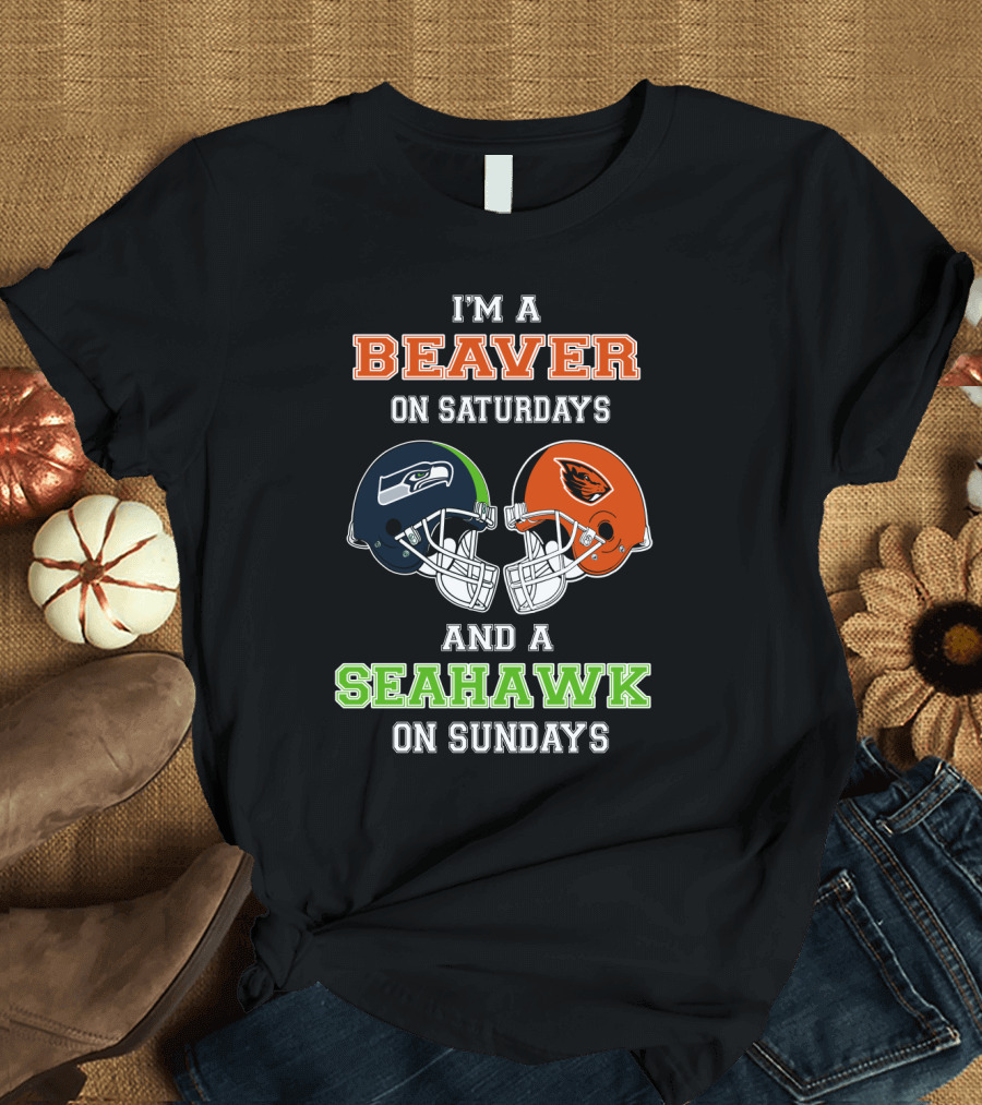 I'm A Beaver On Saturdays And A Seahawks On Sundays T-Shirt