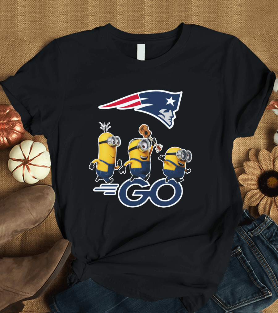 Patriots Logo Minions Go T-Shirt