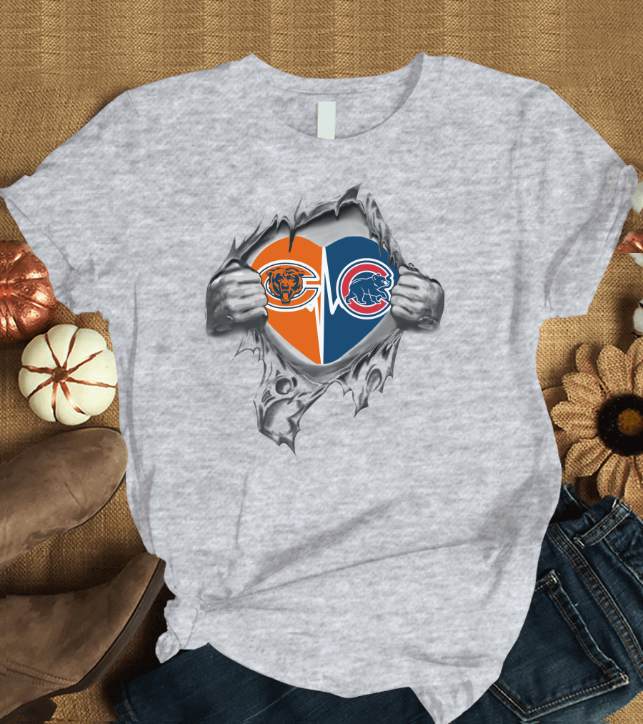 Bears Cubs It's In My Heart Chicago Sports Fan Split Heart T-Shirt