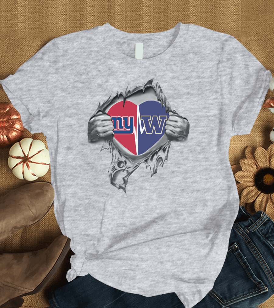 Torn Heart Giants Huskies Logo ny W T-Shirt