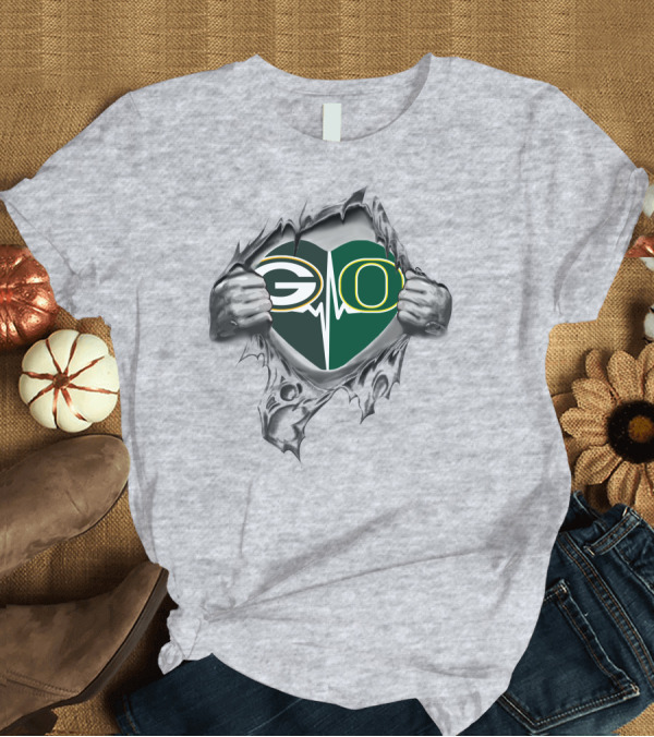 T-Shirt: Green Bay Packers Oregon Ducks Heartbeat T-Shirt Green Bay Packers Oregon Ducks Heartbeat T-Shirt
