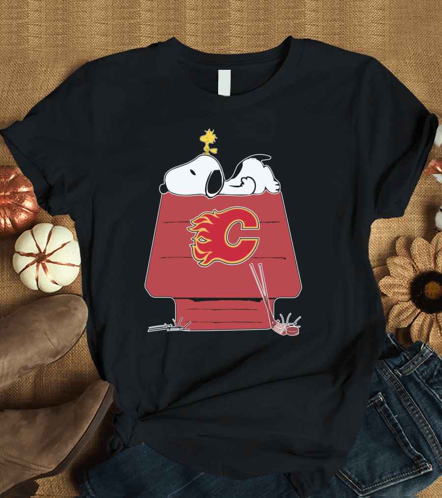 Snoopy And Woodstock On Calgary Flames Logo House T-Shirt