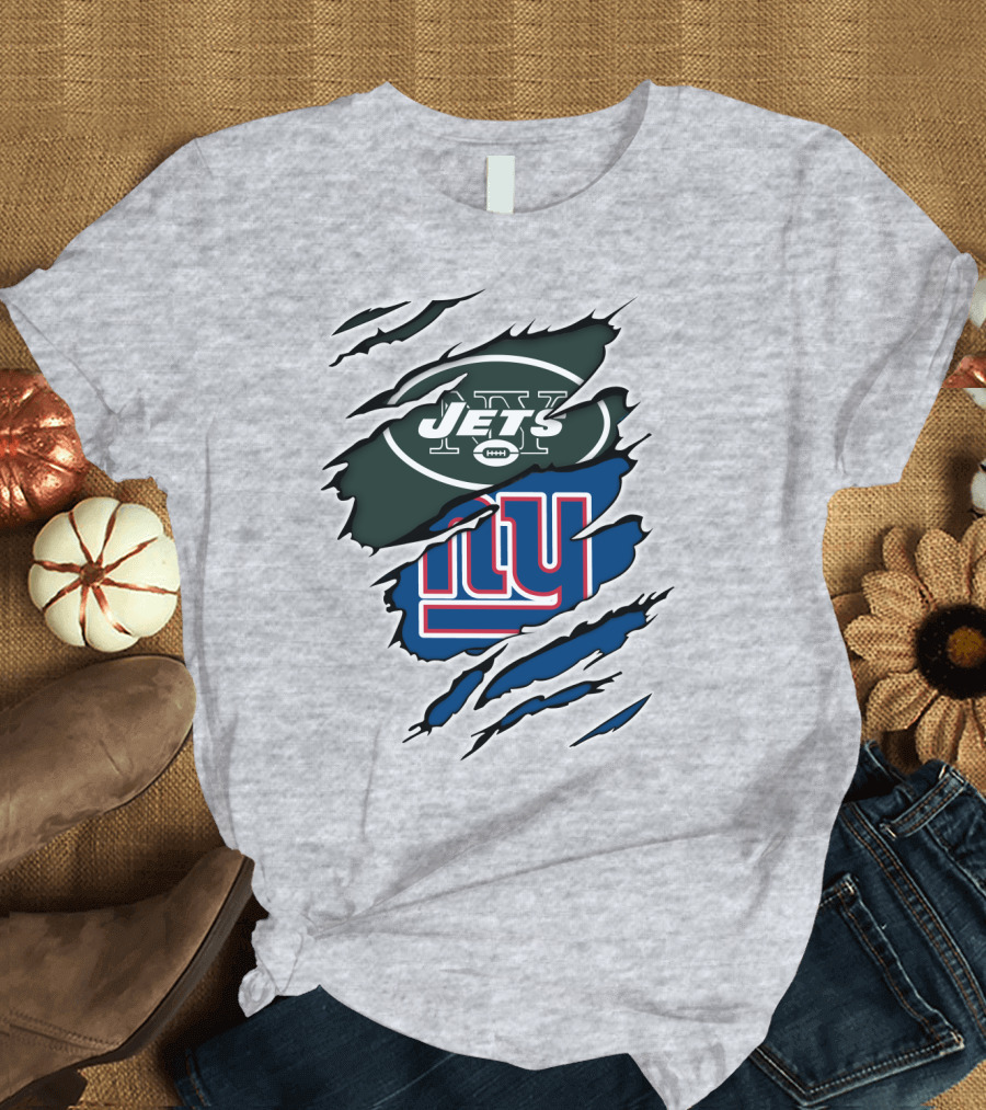 Jets Giants Logo Ripped T-Shirt