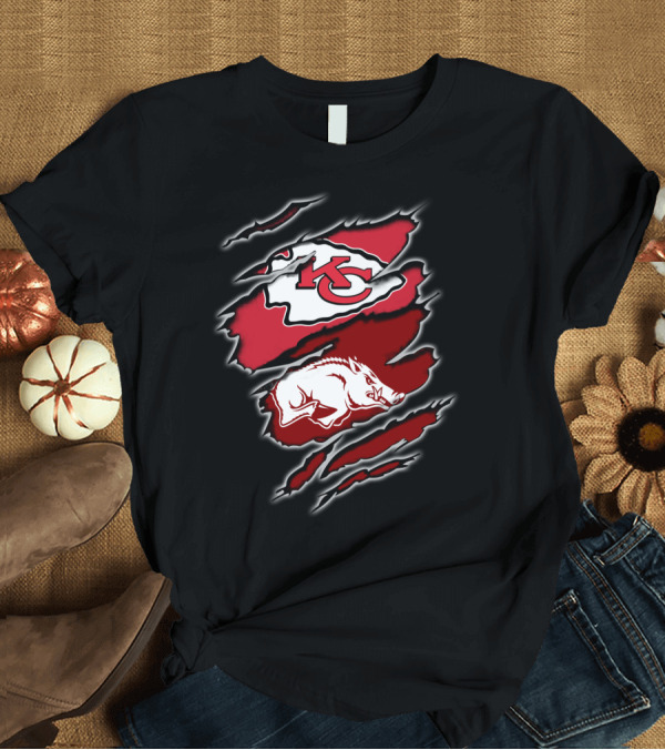 T-Shirt: Kansas City Chiefs Arkansas Razorbacks Football Crossover T-Shirt Kansas City Chiefs Arkansas Razorbacks Football Crossover T-Shirt