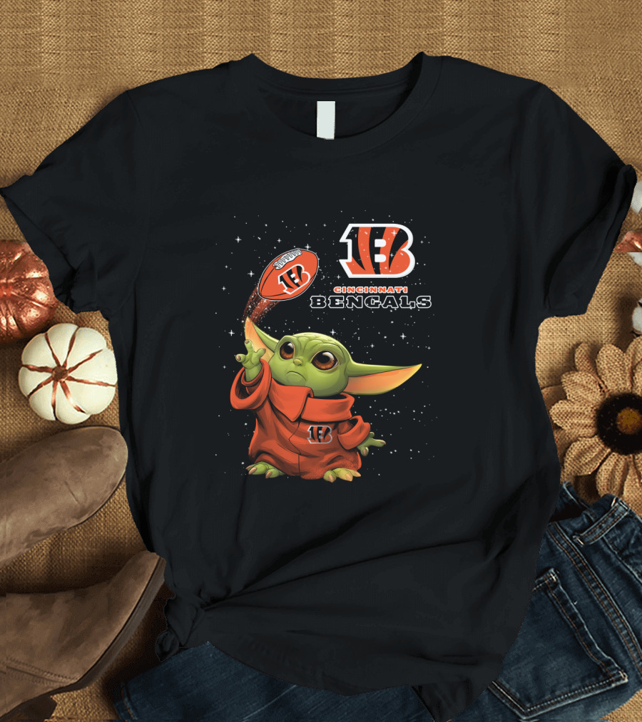 Cincinnati Bengals Baby Yoda Force Powers Football Team T-Shirt