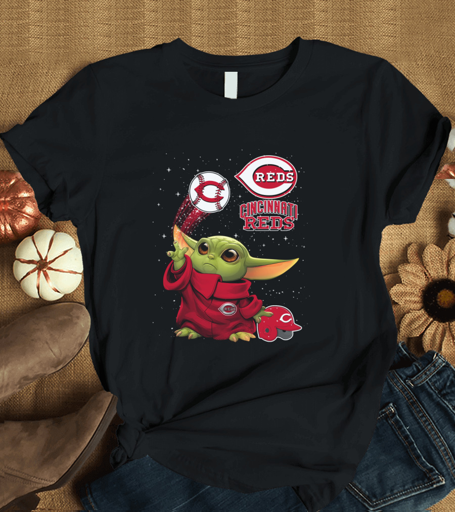 Baby Yoda Cincinnati Reds Baseball Star Wars Crossover T-Shirt