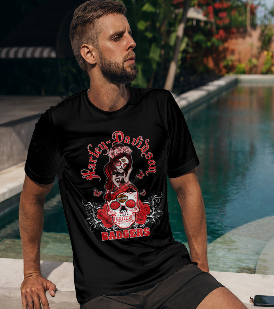 Harley Davidson Wisconsin Badgers Skull Rose Blossoms T-Shirt