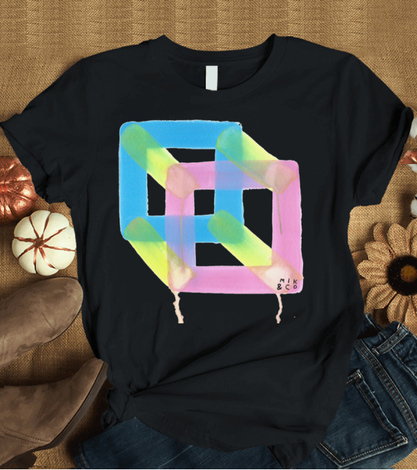 T-Shirt: Mik and Co The Cubicle Optical Illusion Interlocking Geometric Shapes T-Shirt Mik and Co The Cubicle Optical Illusion Interlocking Geometric Shapes T-Shirt