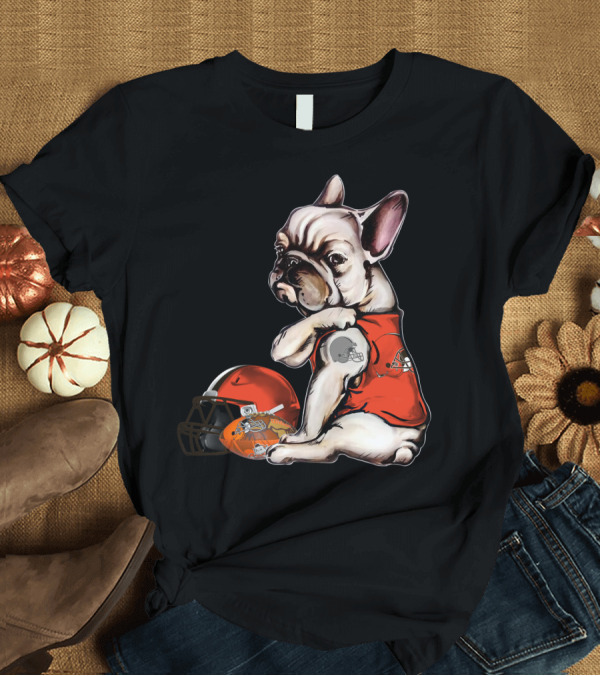 T-Shirt: Cleveland Browns Pug Football Helmet and Jersey T-Shirt Cleveland Browns Pug Football Helmet and Jersey T-Shirt