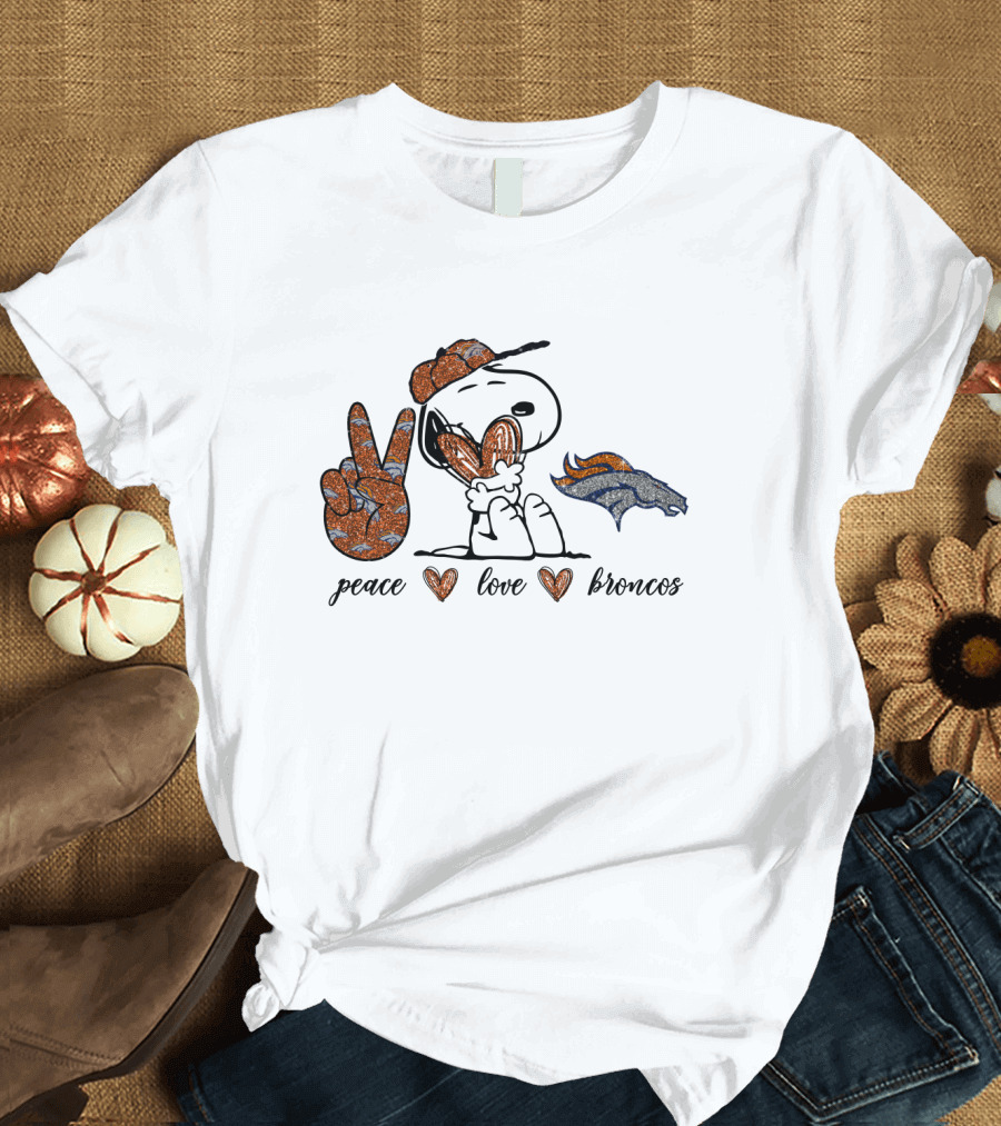 Peace Love Denver Broncos Snoopy NFL Fan T-Shirt