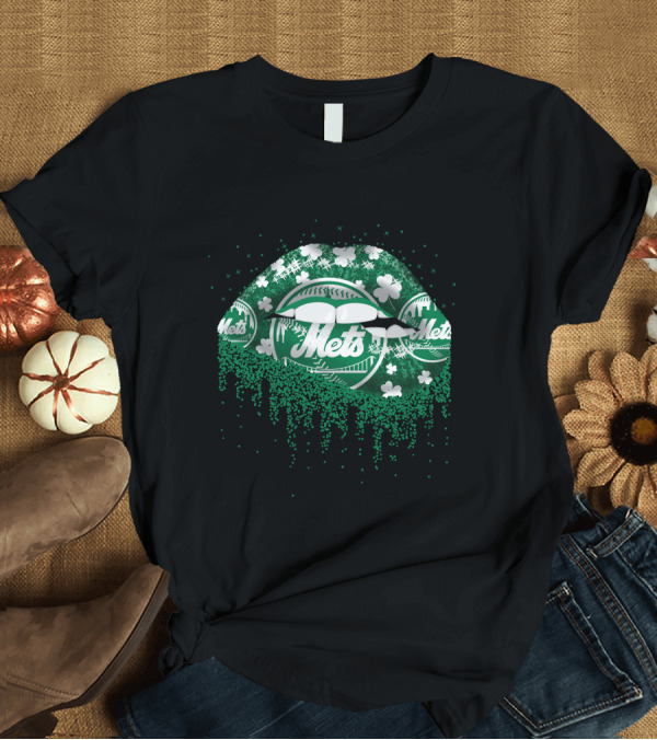 T-Shirt: New York Mets Green Lips Shamrocks Baseball T-Shirt New York Mets Green Lips Shamrocks Baseball T-Shirt