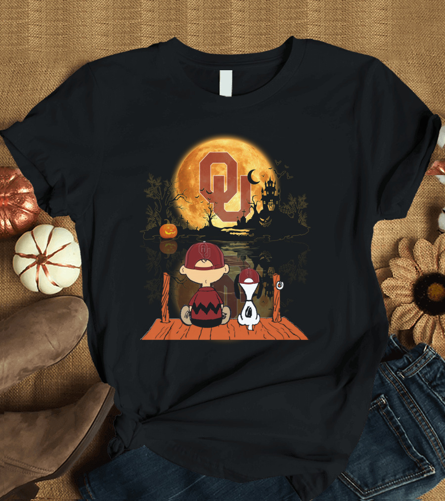 Oklahoma Sooners Halloween Moon Charlie Brown and SnoopyOU Haunted House T-Shirt