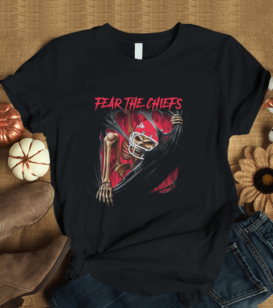 Fear the Chiefs Kansas City Chiefs Skeleton 515NFL L1MTH T-Shirt