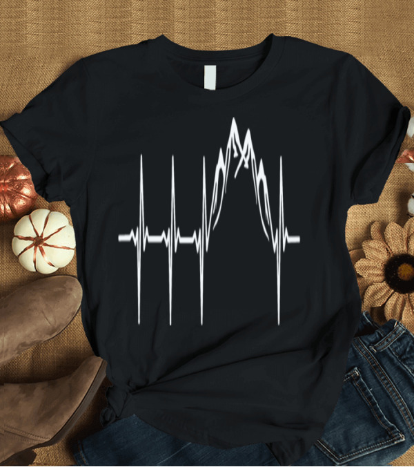 T-Shirt: Heartbeat Peaks Mountains Pulse Line T-Shirt Heartbeat Peaks Mountains Pulse Line T-Shirt