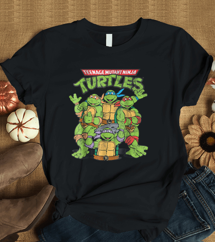 Teenage Mutant Ninja Turtles Retro Group Pose T-Shirt