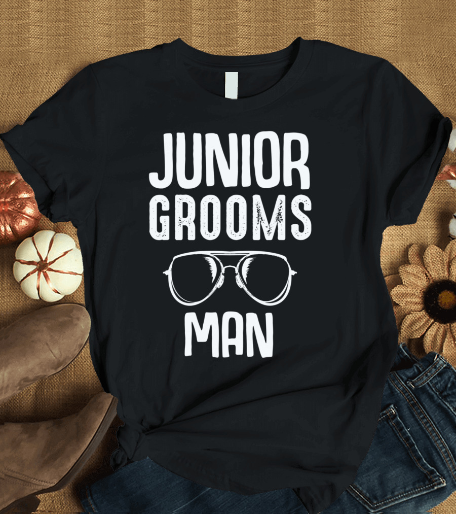 Junior Groomsman Sunglasses Funny Wedding Cool Junior Groomsman T-Shirt