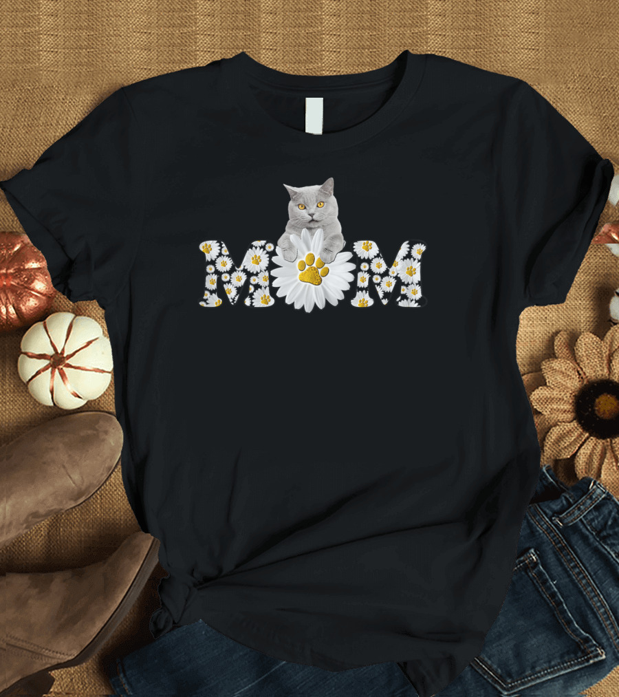Cat Mom Cute Gray Cat with Daisy and Paw Prints T-Shirt