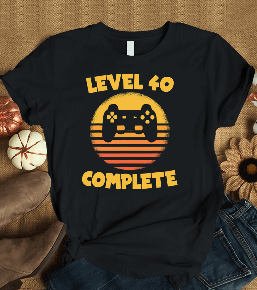 Level 40 Complete Gamer Birthday Game Controller Retro Sunset T-Shirt