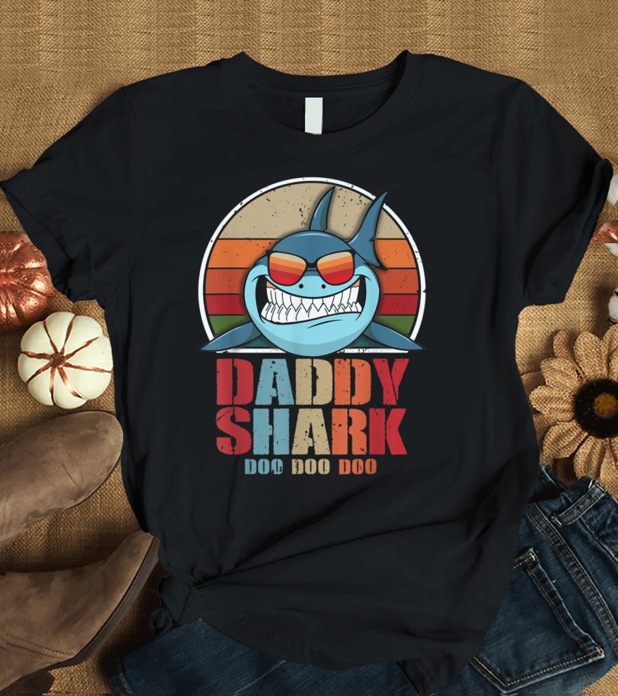 Daddy Shark Doo Doo Doo Vintage Best Dad Ever T-Shirt