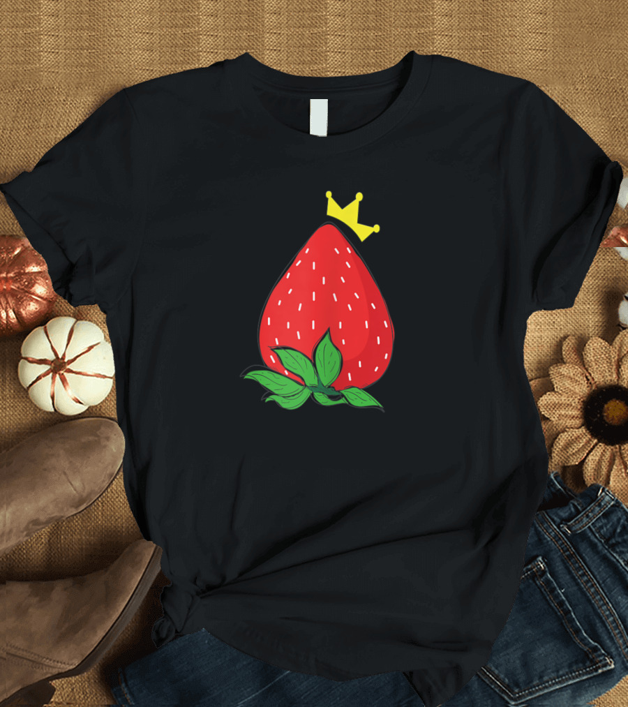 Queen Strawberry Crown Royalty 7 Colors T-Shirt