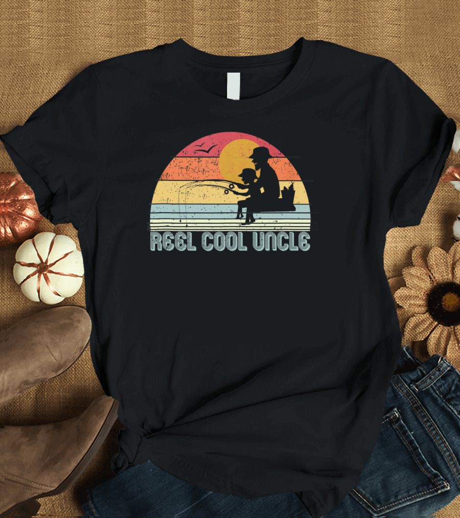 Reel Cool Uncle Vintage Fisherman Father's Day Silhouette Sunset T-Shirt