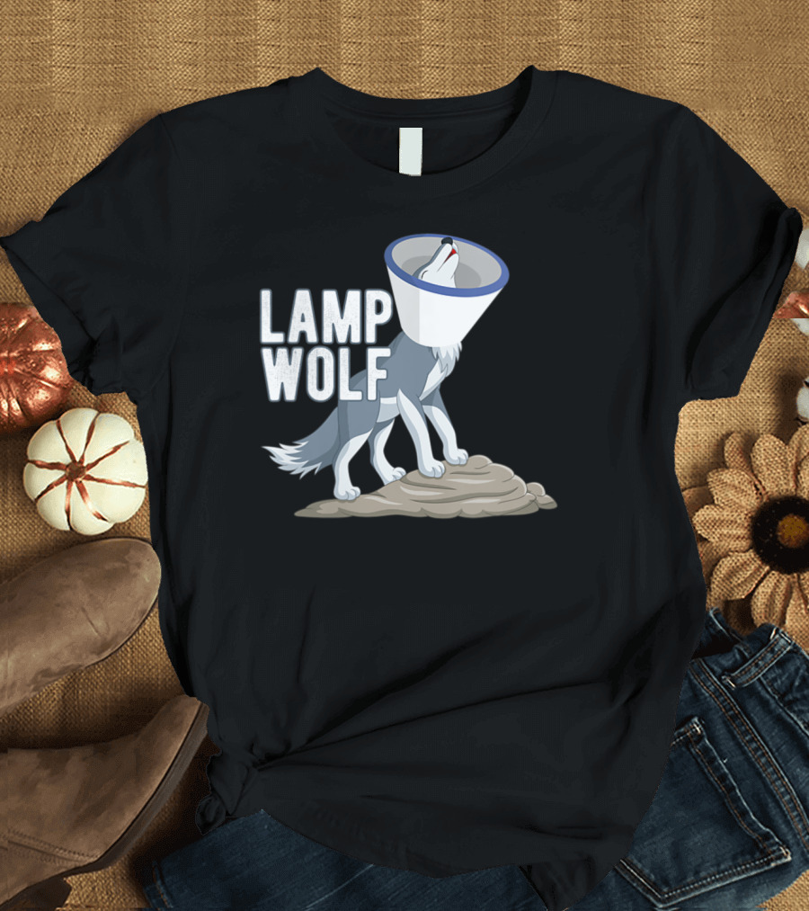 Lamp Wolf Cone Howling Dog Joke Vet Humor T-Shirt