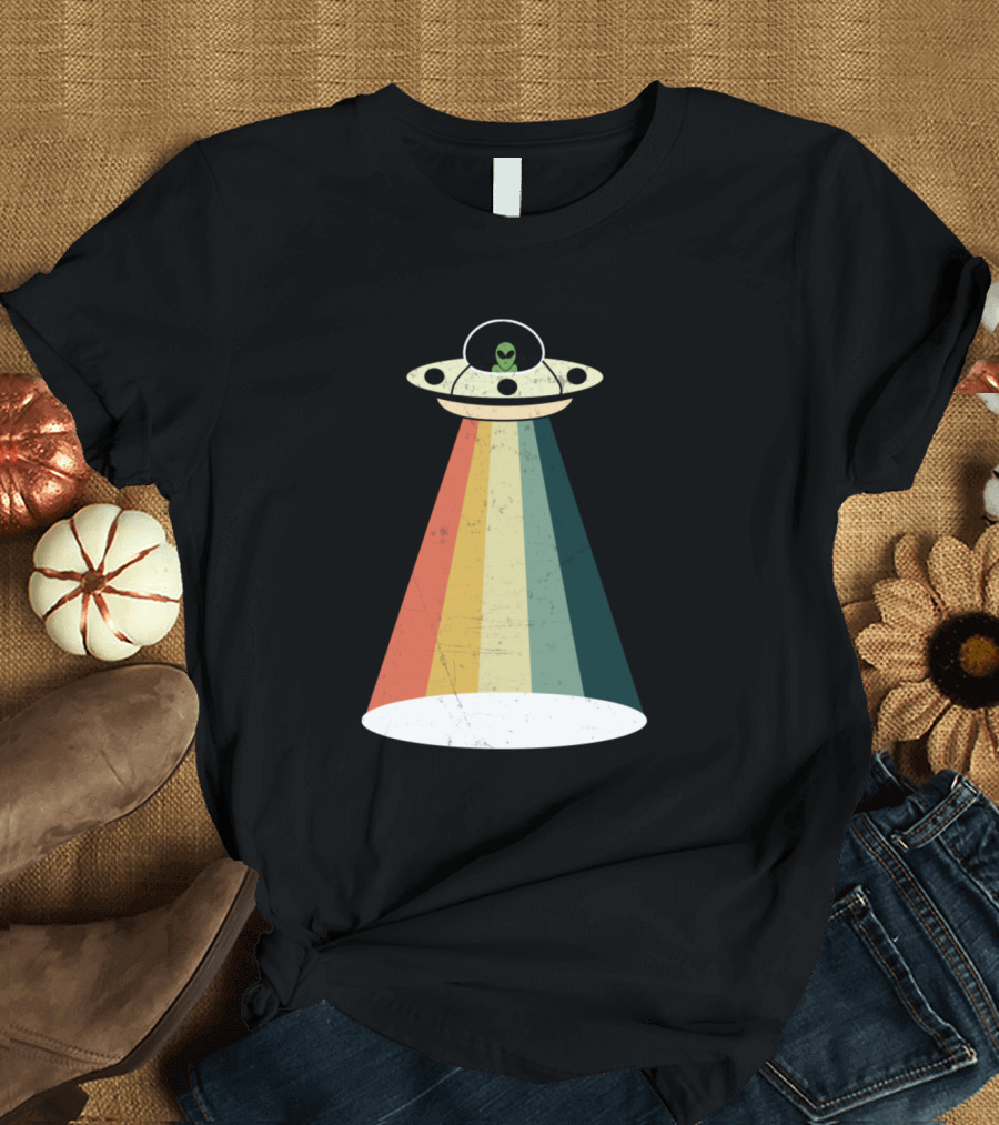 Vintage UFO Alien Rainbow Beam T-Shirt