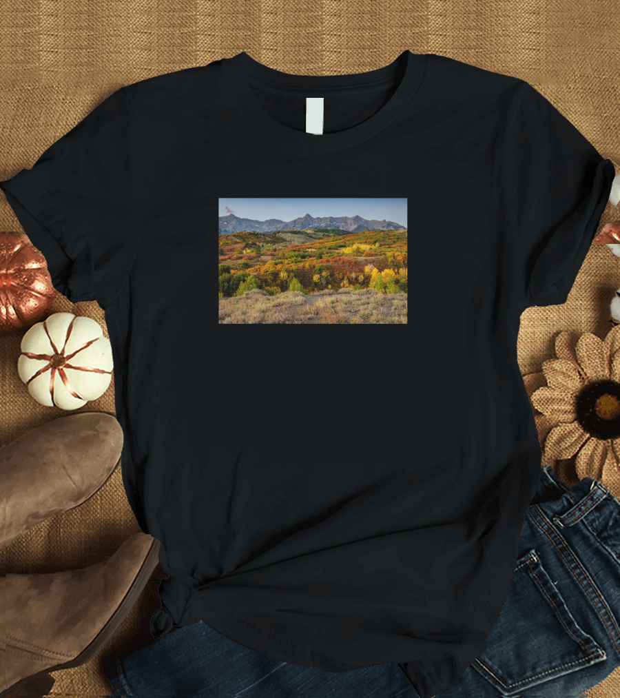 Dallas Divide Autumn Landscape Scene T-Shirt