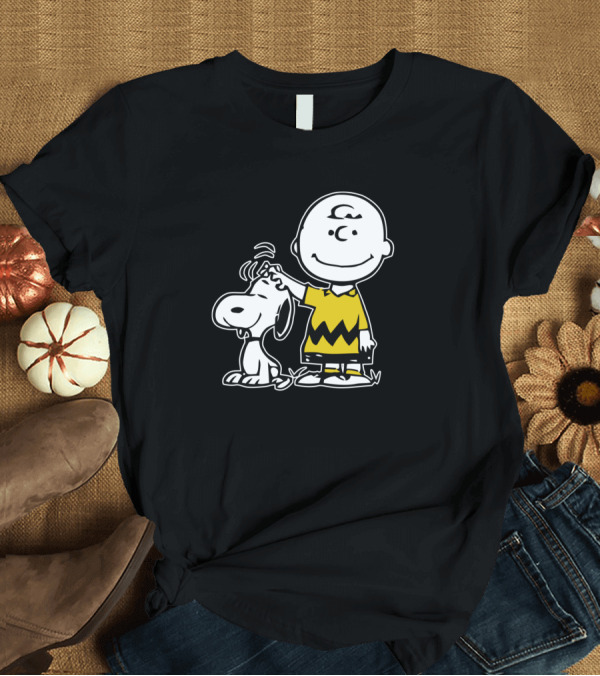T-Shirt: Snoopy and Charlie Brown Peanuts Classic T-Shirt Snoopy and Charlie Brown Peanuts Classic T-Shirt