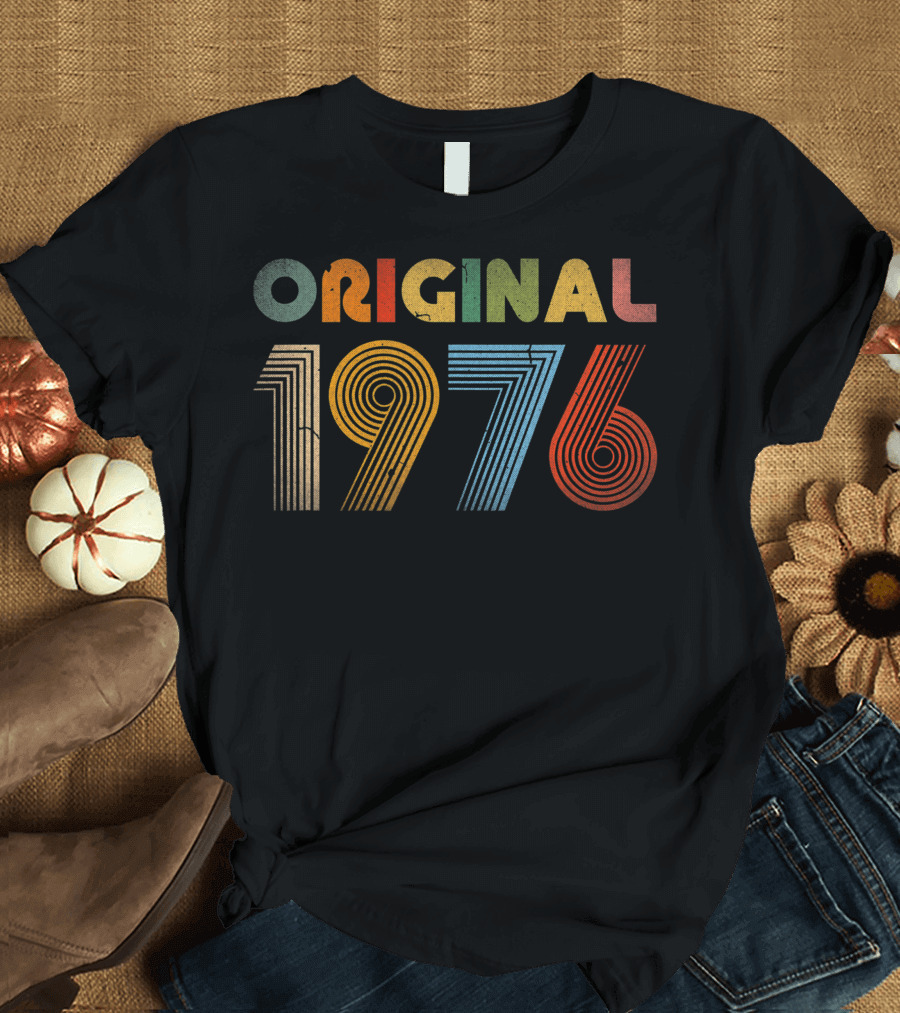 Original 1976 Vintage 45 Birthday Year Old Retro T-Shirt