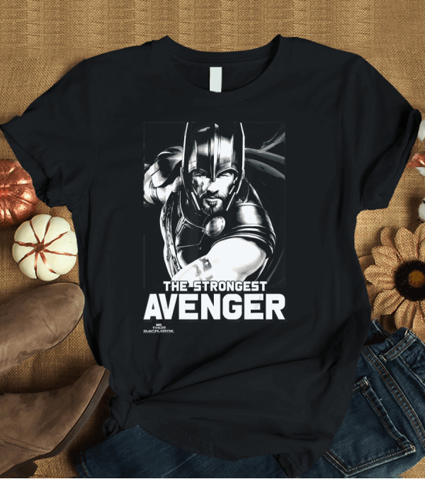 T-Shirt: Marvel Thor Ragnarok The Strongest Avenger Comic Style Heroic Pose T-Shirt Marvel Thor Ragnarok The Strongest Avenger Comic Style Heroic Pose T-Shirt