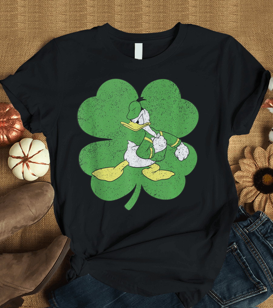 Disney Donald Duck Shamrock St Patricks Day 76 Green Four Leaf Clover T-Shirt