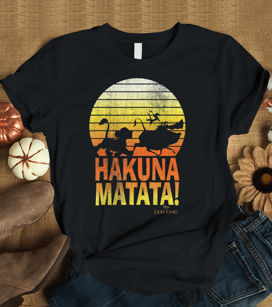 Disney Lion King Hakuna Matata Distressed Sunset Silhouette Group T-Shirt