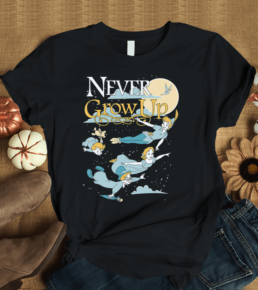 Never Grow Up Disney Peter Pan Group Shot Flying Family Night Sky T-Shirt