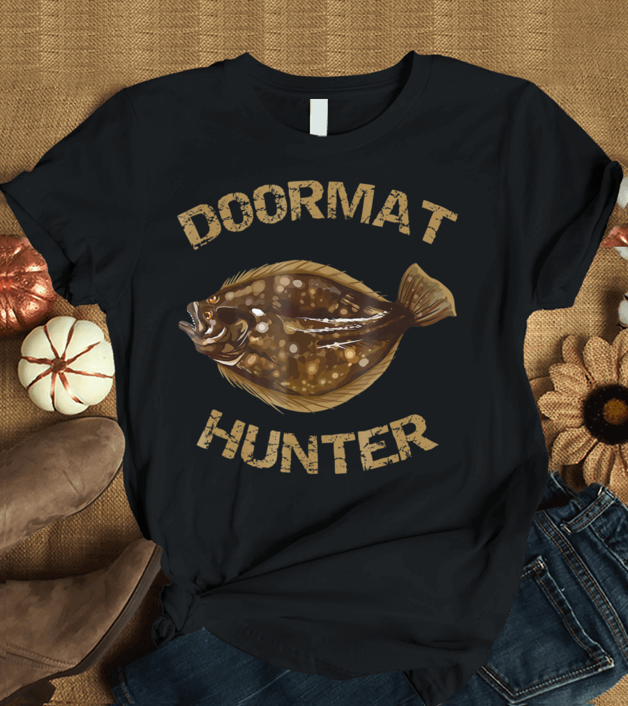 Doormat Hunter Summer Flounder Fishing T-Shirt