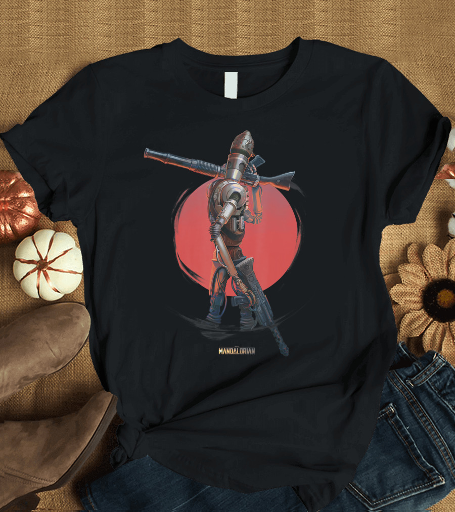 Star Wars The Mandalorian IG-11 Against Red Circle Background T-Shirt