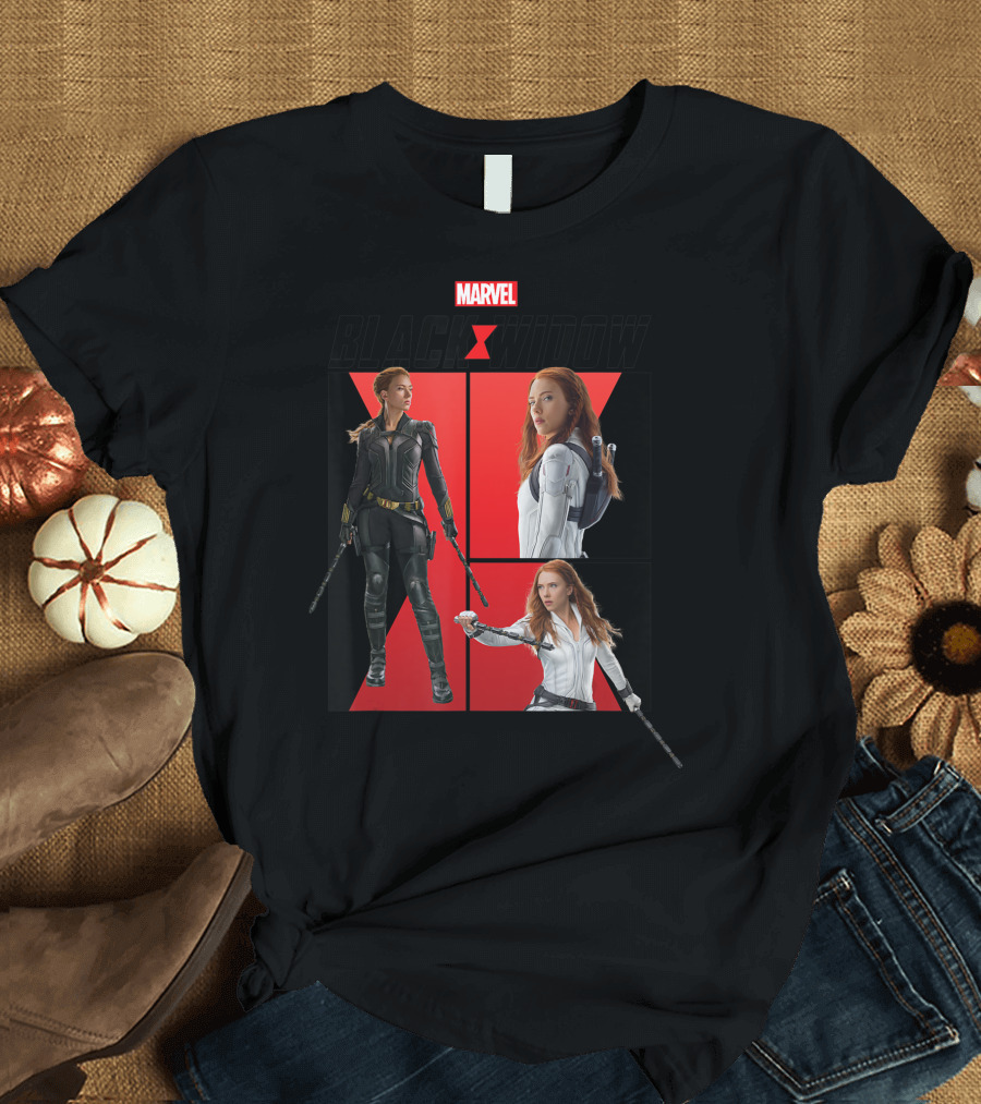 MARVEL BLACK WIDOW COMIC PANELS BLACK AND WHITE SUITS T-Shirt