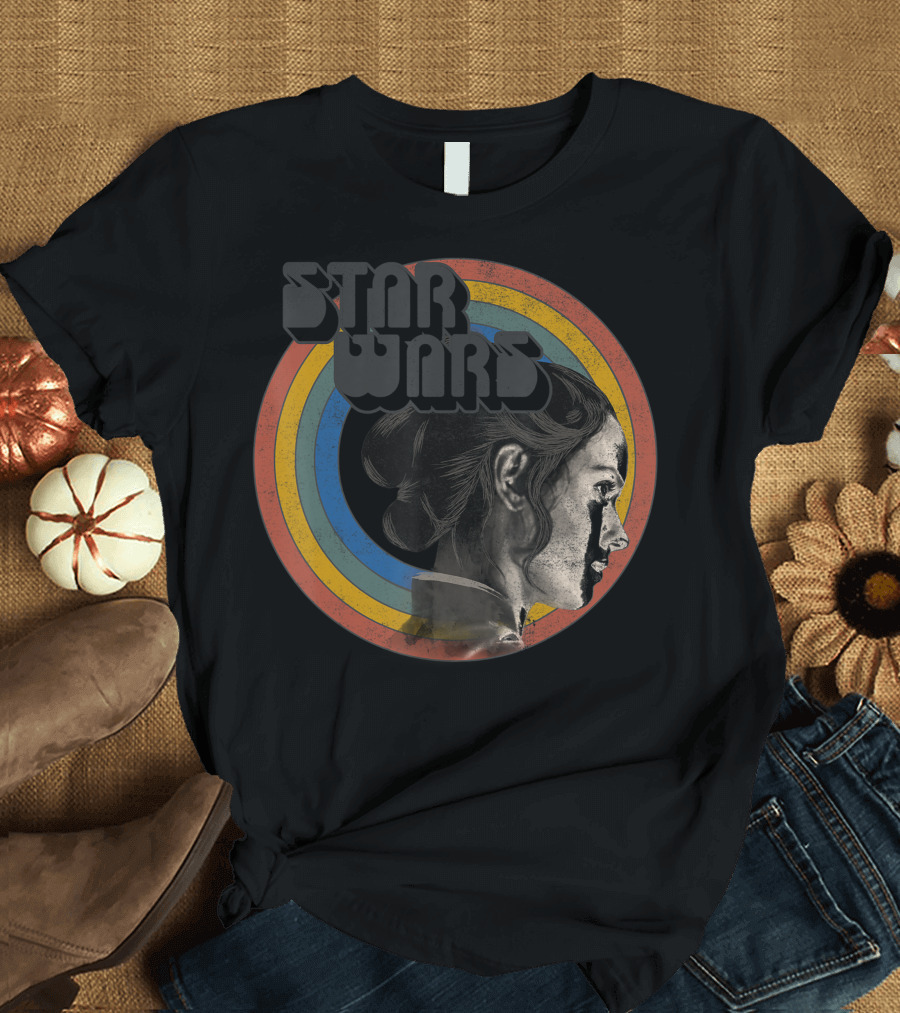Star Wars The Rise of Skywalker Rey with Rainbow Circle Retro T-Shirt