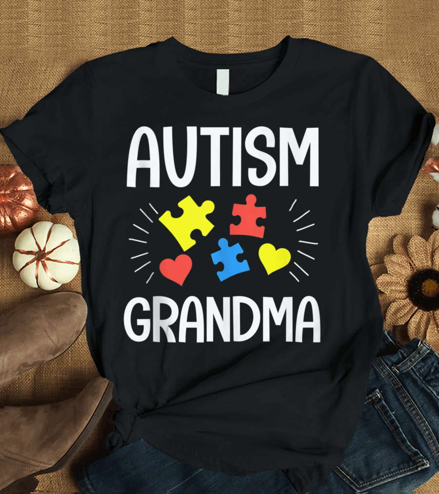 Autism Grandma Cute Puzzle Hearts Autism Support Grandmother T-Shirt