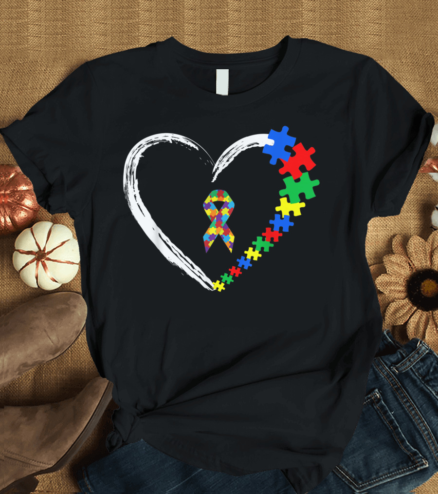 Autism Heart Loves Puzzle Ribbon Puzzle Pieces Autism Awareness T-Shirt