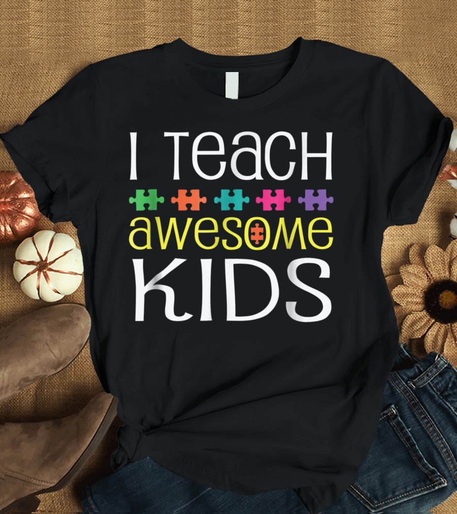 I Teach Awesome Kids Autism Teacher Special Education Puzzle T-Shirt