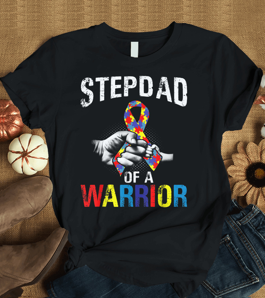 Stepdad Of A Warrior Autism Awareness Ribbon Fist Bump T-Shirt