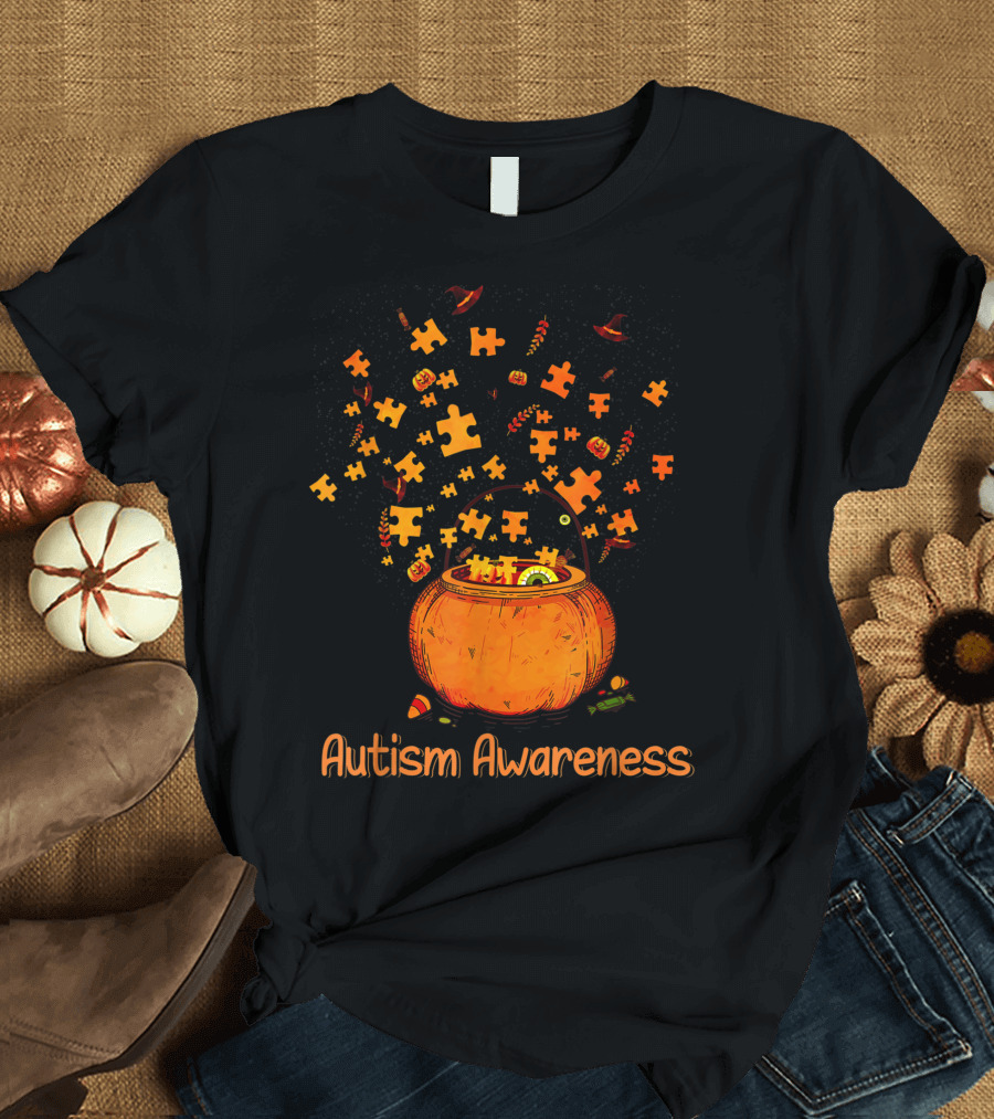Autism Awareness Halloween Pumpkin Puzzle Pieces T-Shirt