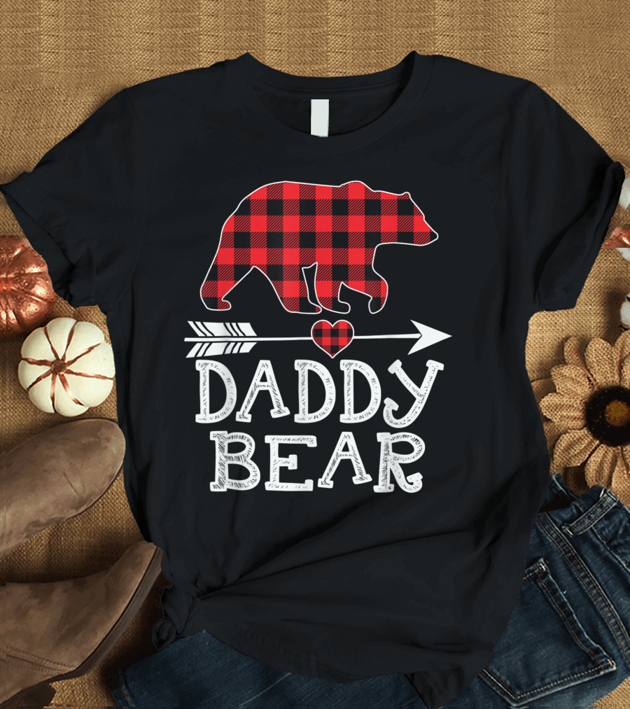 Daddy Bear Red Buffalo Plaid Christmas Family Bear with Heart and Arrow T-Shirt