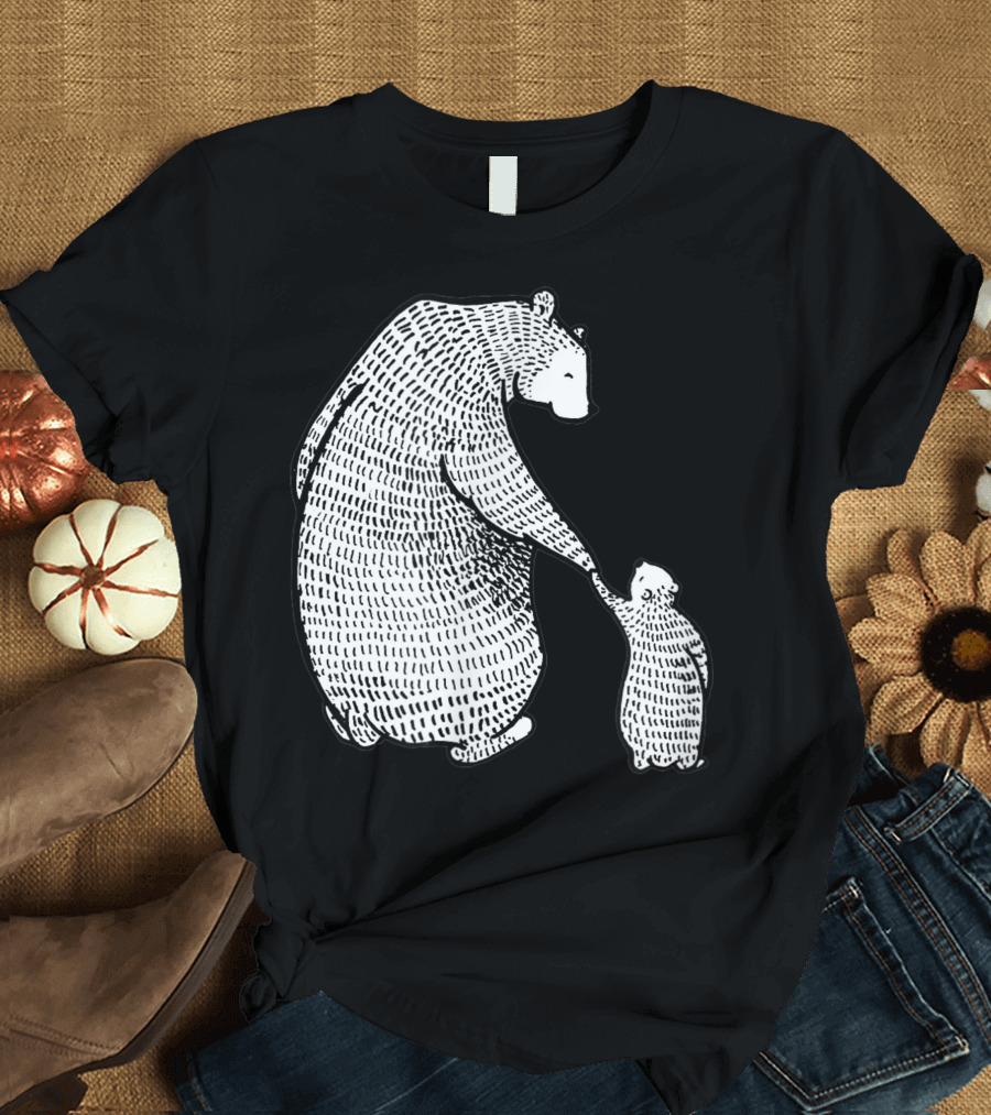 Mama Bear And Baby Bear Embrace T-Shirt