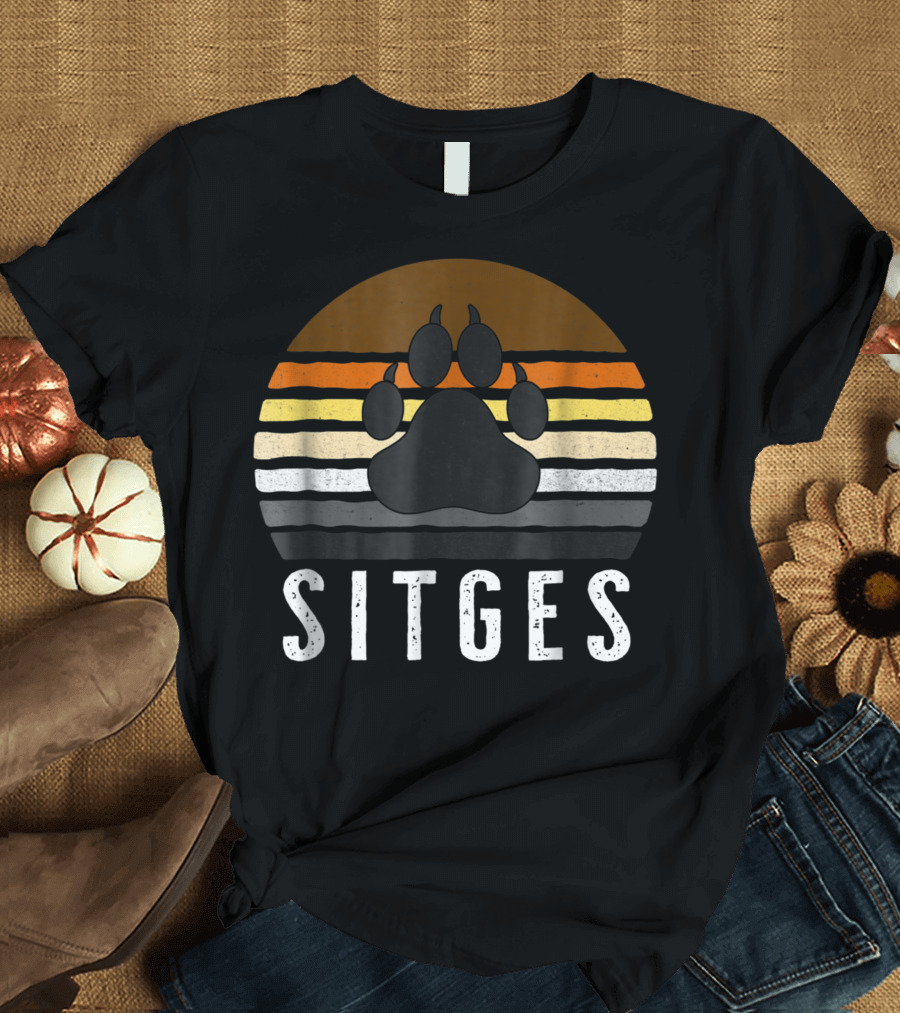 Sitges Gay Bear Pride Paw Print Vintage Sunset T-Shirt