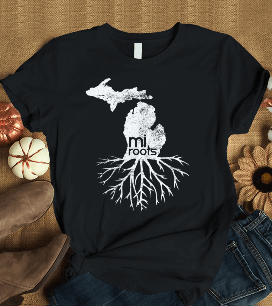Mi Roots Michigan Map Native Michigander Home State With Tree Roots T-Shirt