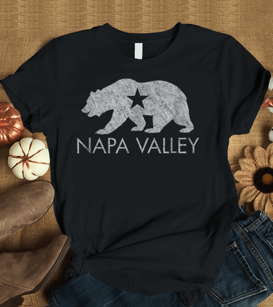 Napa Valley Bear with Star and Distressed California Flag T-Shirt